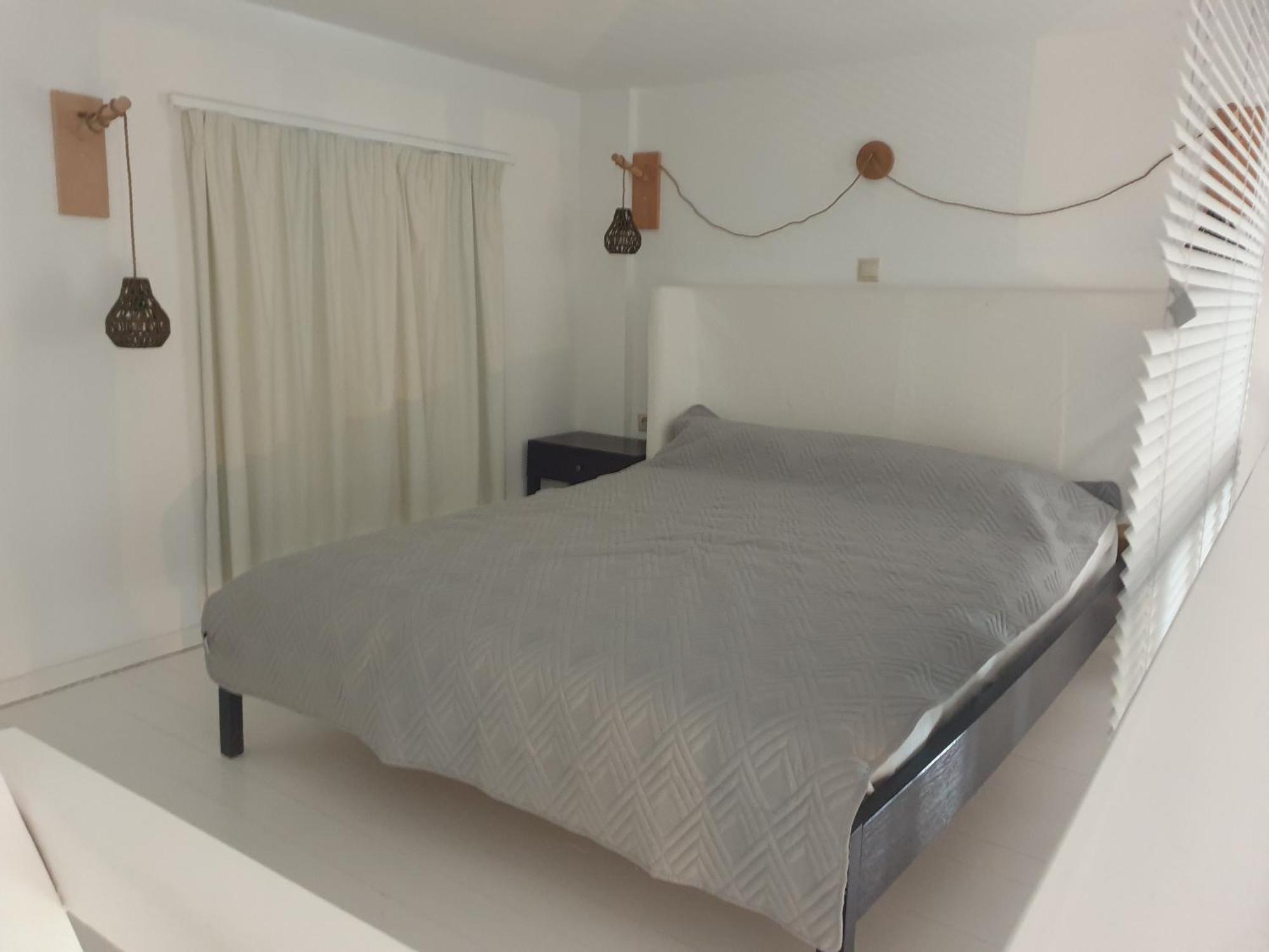 Aeolus Pool Apts ปาเลกาสตรอน ภายนอก รูปภาพ